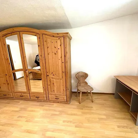 In Tyrol Near Lift Semesterbostad *