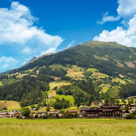 In Tyrol Near Lift Hébergement de vacances Fügen